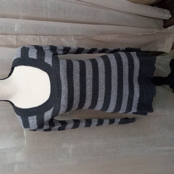 Merona Sweaters - Merona Stripped Long Sleeve Sweater, size S
